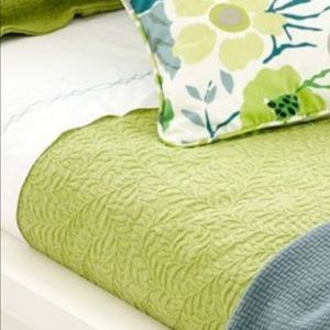 Pine Cone Hill Scramble Metalasse Coverlet